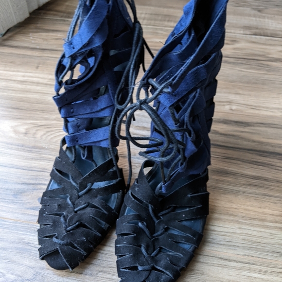 Zara Blue & Black Tie Cage Bootie Heel - Picture 5 of 6